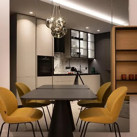 Mali Raj Apartman *